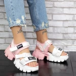 Дамски сандали на платформа 2WL106 Бял-Розов Mei