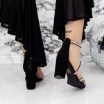 Дамски сандали с дебел ток 2RG17 Черен MeI