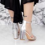 Дамски сандали с дебел ток 2RG17 Сребро MeI