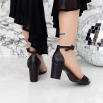 Дамски сандали с дебел ток XDR282A Черен MeI