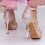 Обувки тип стилет 3DC13 Златен » MeiMall.bg