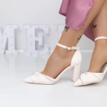 Обувки с дебел ток 3XKK18 Бежово Mei