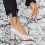 Обувки с дебел ток XKK251F Сребро | Mei