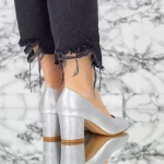 Обувки с дебел ток XKK251F Сребро | Mei