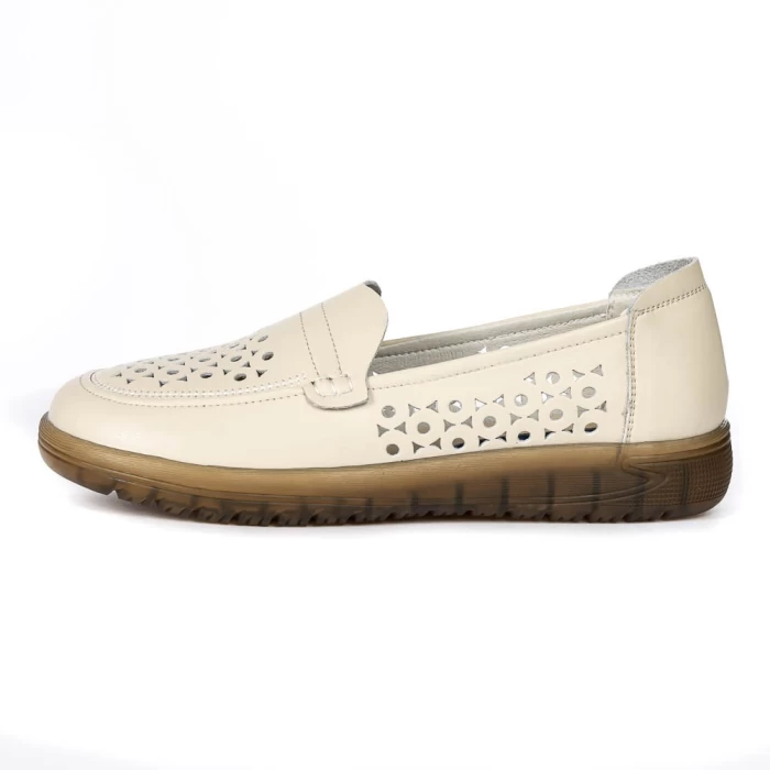 Дамски ежедневни обувки GA2314 Кремав цвят | Gallop