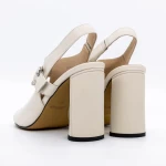 Дамски сандали с дебел ток K389-2 Кремав цвят | Advancer