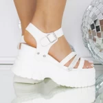 Дамски сандали на платформа 3WL206 Бял | Mei