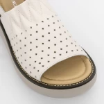 Дамски сандали на платформа FF05 Кремав цвят » MeiMall.bg