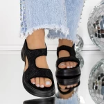 Дамски сандали на платформа 3GZ96 Черен | Mei