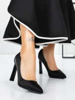 Обувки с дебел ток 3DC36 Черен » MeiMall.bg