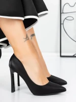 Обувки с дебел ток 3DC36 Черен » MeiMall.bg