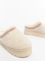 Дамски чехли светло бежови от текстилен материал Amaria