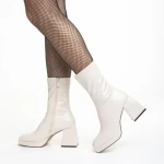 Дамски боти  бежови  от лачена еко кожа  с ток  Leora