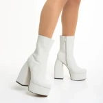 Дамски боти  бежови от текстилен материал  Iriana