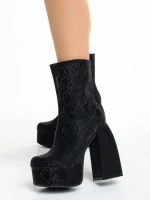 Дамски боти  черни  от текстилен материал  Iriana