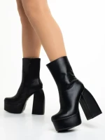 Дамски боти  черни  от еко кожа  Olinda