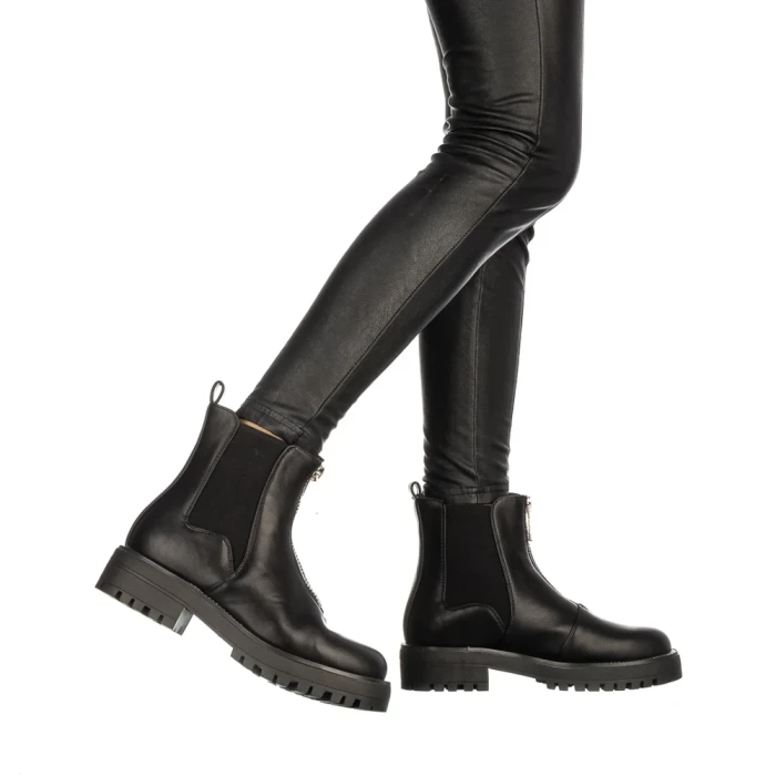 Дамски боти Utiva черни