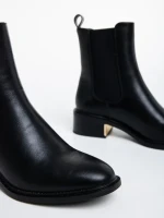 Дамски боти  черни  от еко кожа Thyrza