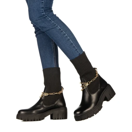 Дамски чизми Calysta черни