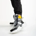 Дамски спортни обувки  черни със сребристо  от еко кожа  Rashia