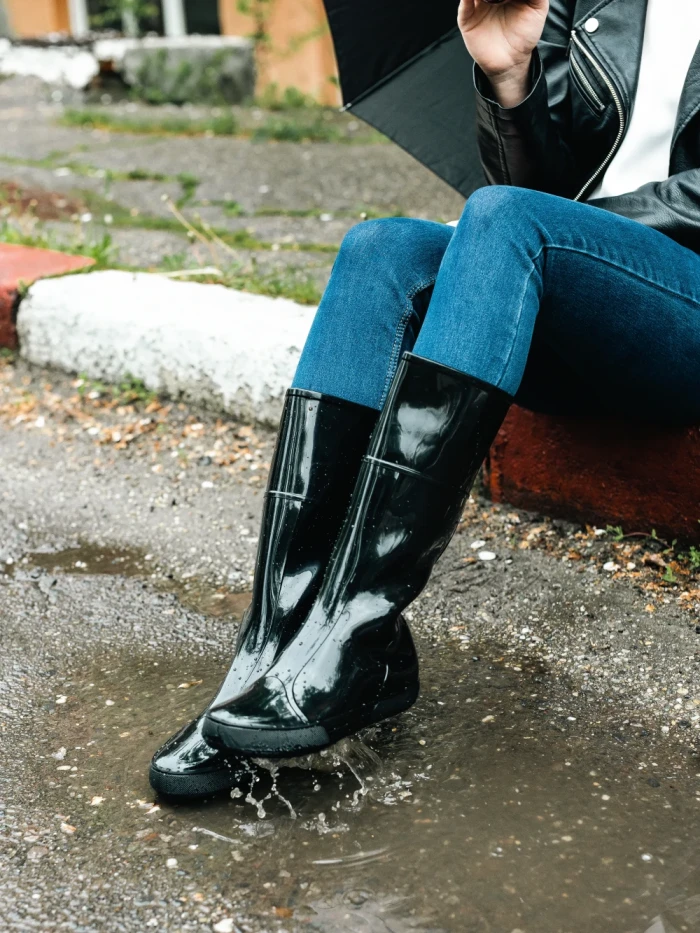 Дамски чизми  черни  от каучук  Eneida