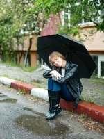 Дамски чизми  черни  от каучук  Eneida