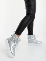 Дамски чизми сребристи от еклогичка лачена кожа и текстилен материал Galena
