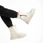 Дамски чизми бежови  от еко кожа и текстилен материал  Sutton