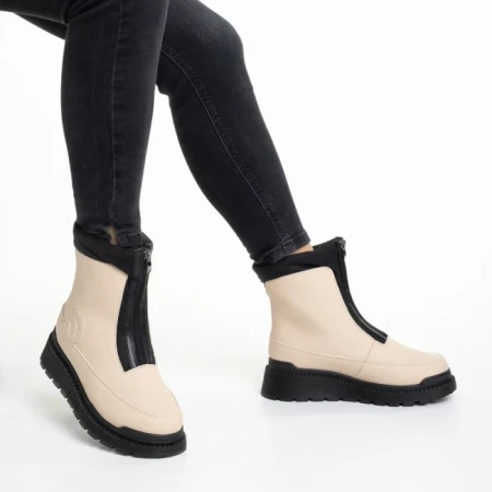 Дамски чизми  бежови  от еко кожа  Lilith