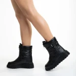 Дамски чизми  черни  от текстилен материал  Rinda