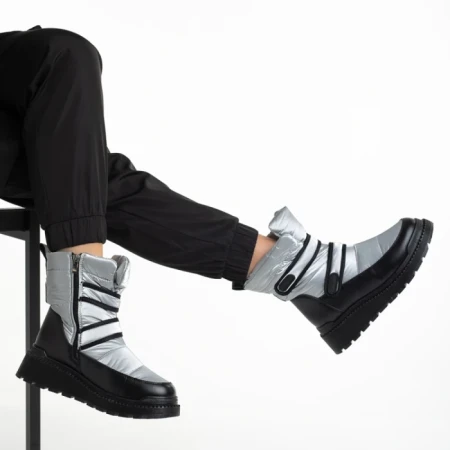 Дамски чизми сиви от еко кожа и текстилен материалXiomara