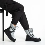 Дамски чизми сиви от еко кожа и текстилен материалXiomara