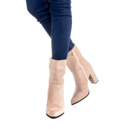 Дамски боти Marlyn бежови