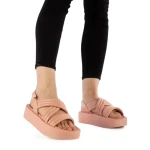 Дамски сандали  Aryna розови