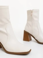 Дамски боти с ток бели от екологична кожа Santana