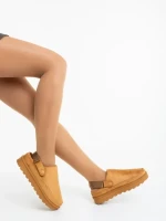 Дамски чехли камел от текстилен материал Luara