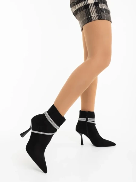 Дамски боти черни от текстилен материал Lunima