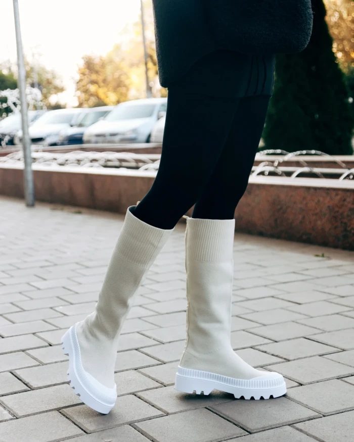 Дамски чизми Silvira бежови