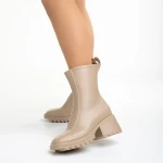 Дамски чизми  бежови  от синтетичен материал  Sumeya