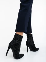 Дамски боти черни от текстилен материал Noelani