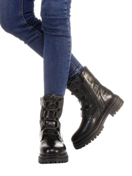 Дамски боти Biela черни