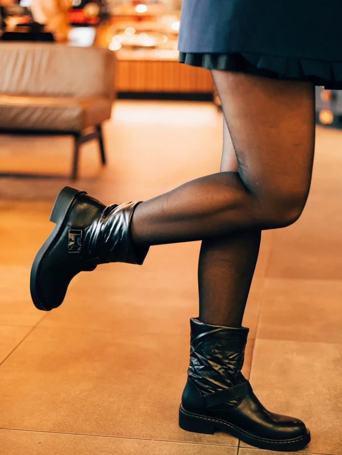 Дамски боти черни от екологична кожа и синтетичен материал Arcadia