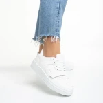 Дамски спортни обувки  бели от еко кожа Sonal