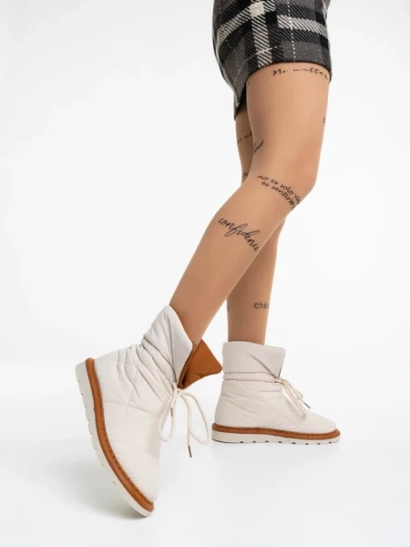 Дамски чизми бежови светло от текстилен материал Zurine