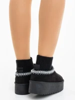 Дамски чизми черни от текстилен материал Zenona