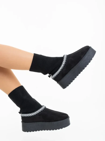 Дамски чизми черни от текстилен материал Diaza