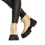 Дамски чизми Priva бежови