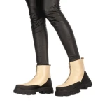 Дамски чизми Priva бежови