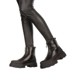 Дамски чизми Priva черни