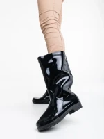 Дамски чизми черни от каучук Keilantra